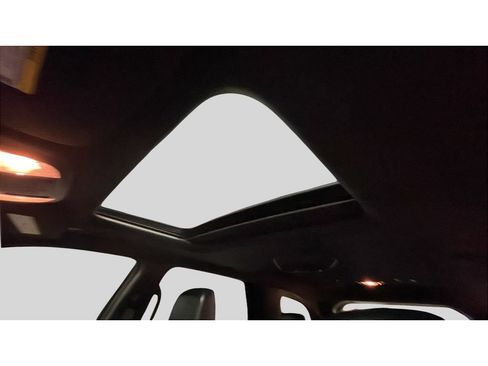 Used 2023 Dodge Durango GT AWD/4WD image 15