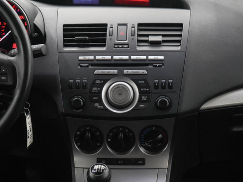 Used 2011 MAZDA MAZDA3 s Sport FWD image 15