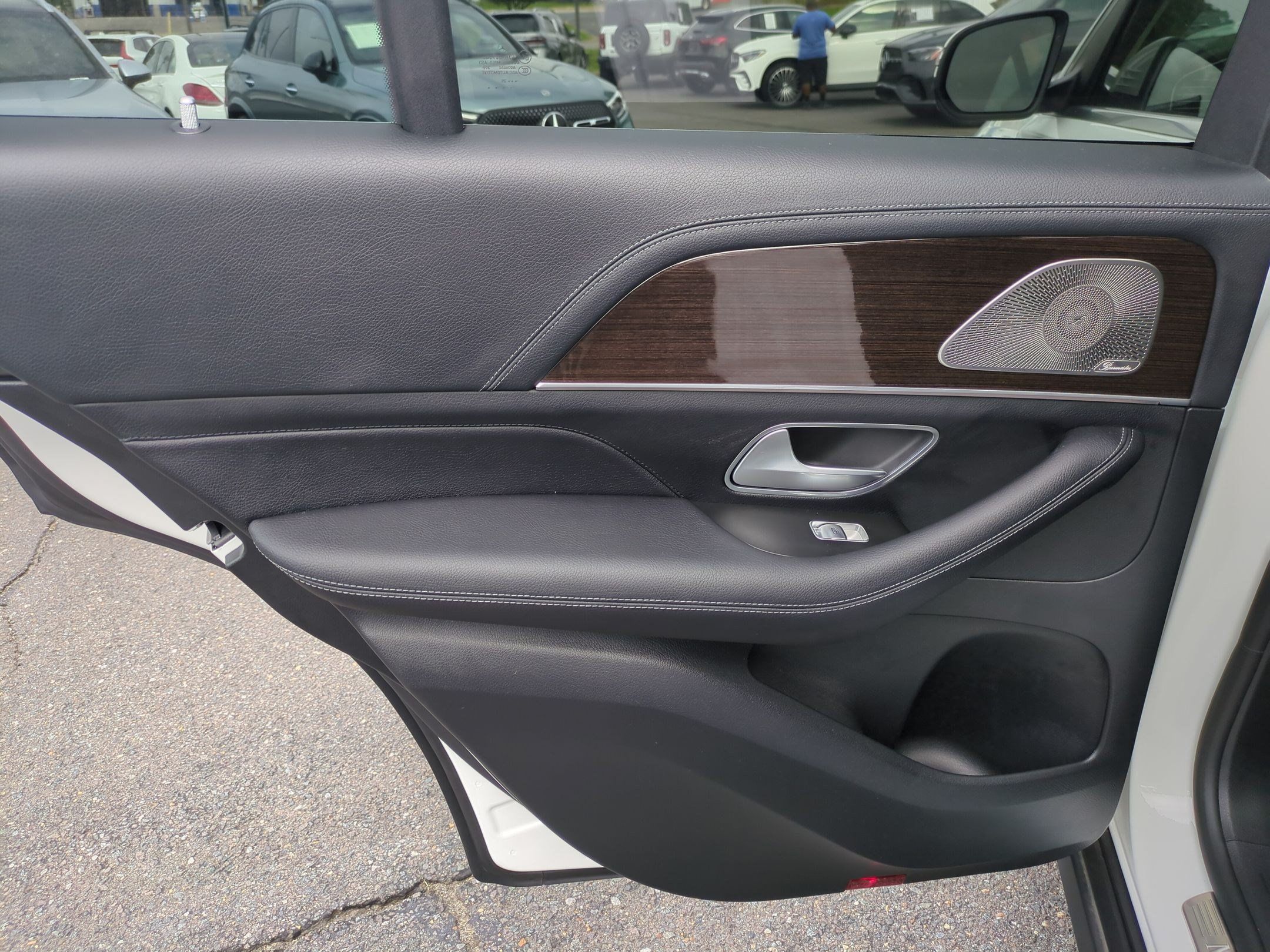 Used 2026 Mercedes-Benz GLE 450e 4MATIC image 30