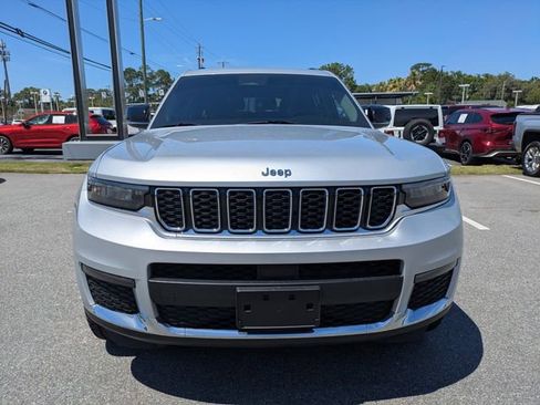 Used 2022 Jeep Grand Cherokee L Limited RWD image 10