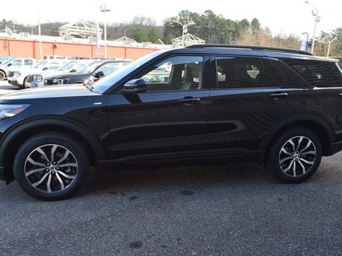 New 2026 Ford Explorer ST-Line image 6