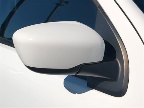 Used 2023 Nissan Frontier SV w/ SV Convenience Package image 12