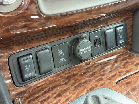 Used 2020 Nissan Armada SL w/ Premium Package RWD image 20