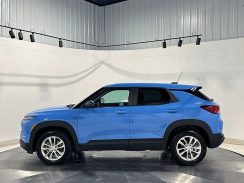 Used 2024 Chevrolet TrailBlazer LS w/ LS Convenience Package AWD/4WD image 14