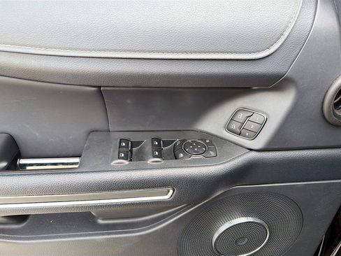 Used 2024 Ford Expedition Max XLT AWD/4WD image 19