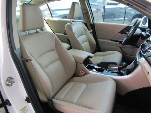 Used 2015 Honda Accord EX-L image 12