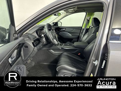 Used 2026 Acura MDX SH-AWD w/ Advance Package image 4