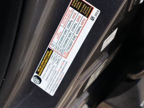 Used 2022 Nissan Rogue SV FWD image 29