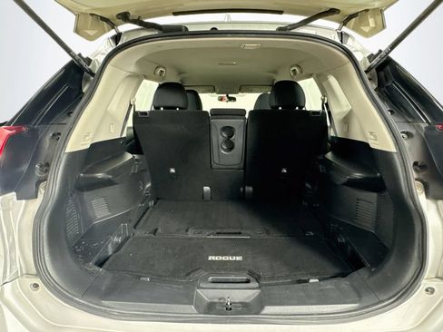 Used 2017 Nissan Rogue S AWD/4WD image 27