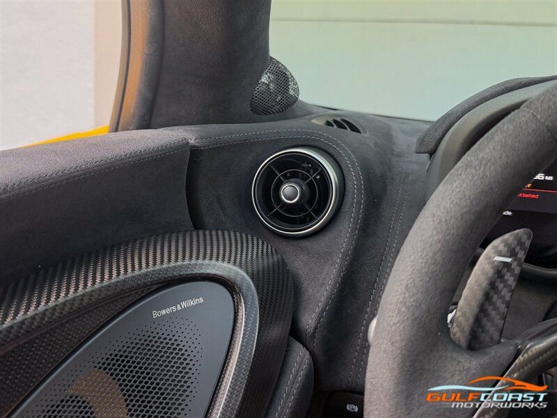 Used 2019 McLaren 600LT RWD image 21