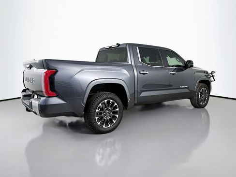 Used 2024 Toyota Tundra Limited AWD/4WD image 7
