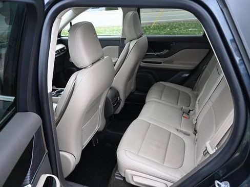 Used 2022 Lincoln Corsair Reserve w/ Equipment Group 201A image 24