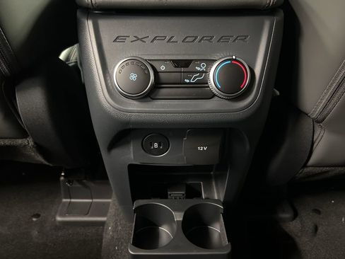 New 2026 Ford Explorer Active w/ Active Comfort Package image 31
