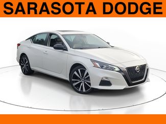 Used 2020 Nissan Altima 2.5 SR w/ Premium Package video 1