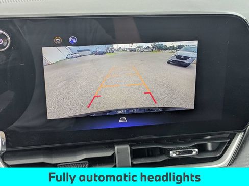 Used 2025 Chevrolet Equinox LT FWD image 22