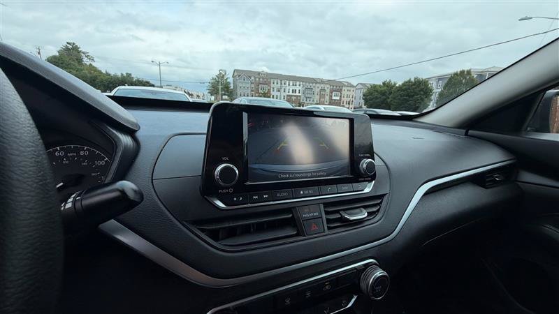 Used 2022 Nissan Altima 2.5 S FWD image 32