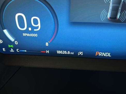 Used 2023 Ford Escape Platinum w/ Premium Technology Package image 10