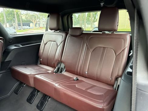 Used 2024 Ford Expedition Max Limited image 30