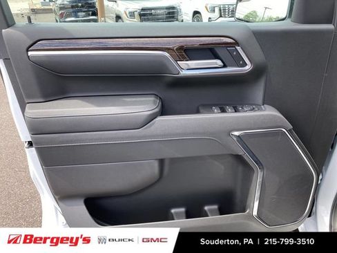 Certified 2026 GMC Sierra 1500 Elevation w/ Elevation Select Package AWD/4WD image 26