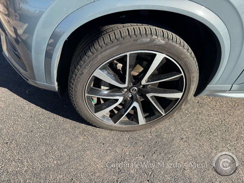 Used 2020 Volvo XC90 T5 Momentum AWD/4WD image 8