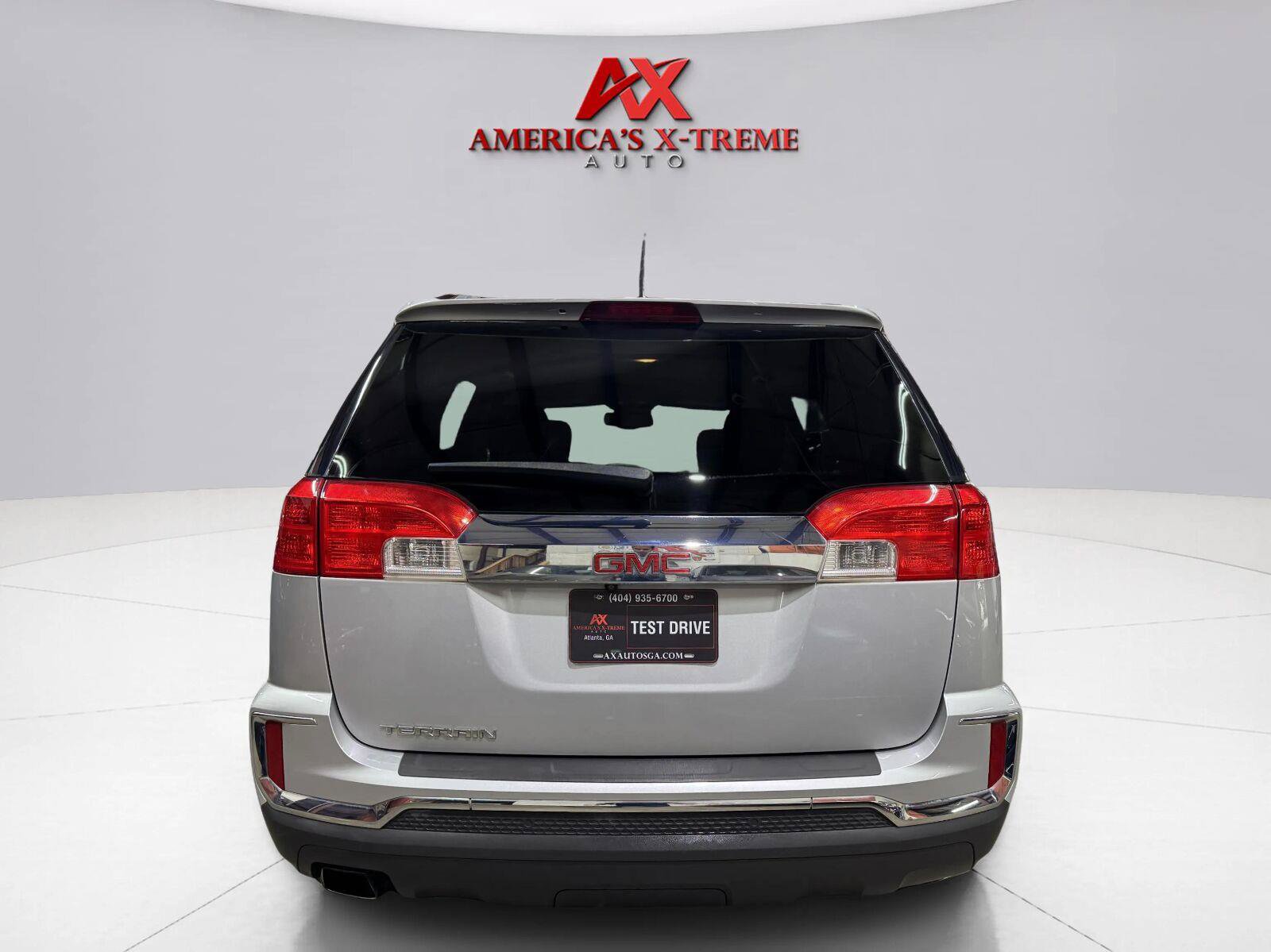 Used 2017 GMC Terrain SLE w/ Convenience Package FWD image 6