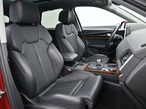 Used 2018 Audi Q5 2.0T Premium Plus image 25