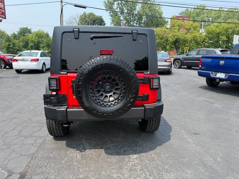 Used 2016 Jeep Wrangler Unlimited Sport image 5