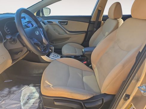 Used 2013 Hyundai Elantra GLS w/ Preferred Pkg image 18