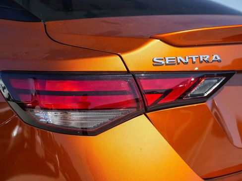 Used 2024 Nissan Sentra SR w/ SR Premium Package FWD image 9
