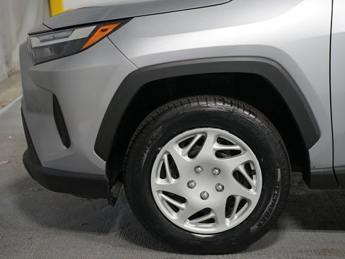 Certified 2024 Toyota RAV4 LE FWD image 5