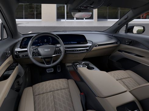 New 2026 Cadillac Lyriq Signature Sport AWD/4WD image 15
