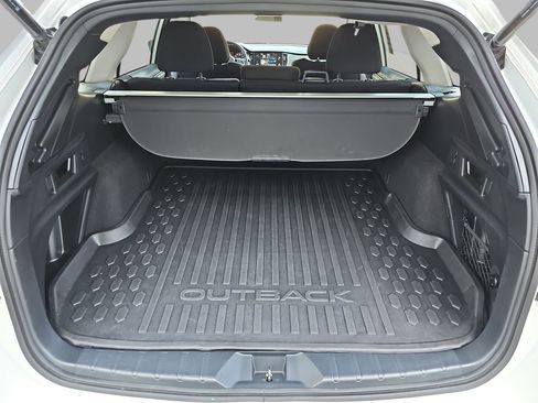 Certified 2025 Subaru Outback Premium image 15