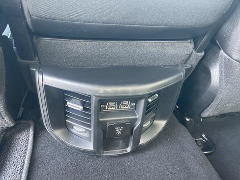 Used 2024 RAM 2500 Laramie w/ Safety Group AWD/4WD image 19