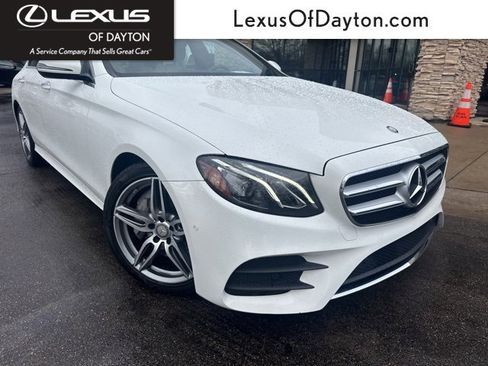 Used 2017 Mercedes-Benz E 300 image 1