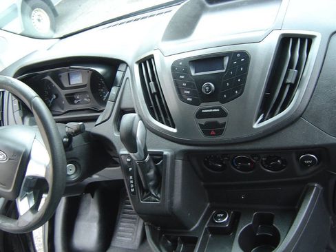 Used 2017 Ford Transit 250 148 Medium Roof image 12