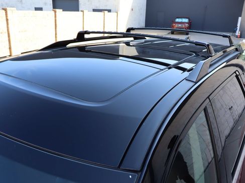 Used 2022 Nissan Pathfinder Platinum w/ Cargo Package FWD image 4