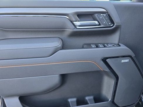 New 2025 GMC Sierra 2500 AT4 w/ AT4 Premium Plus Package image 18