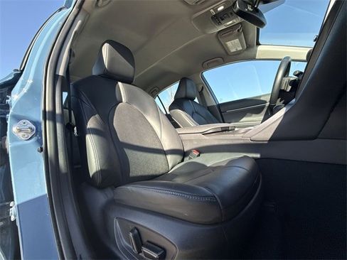Used 2023 Toyota Camry XSE image 23