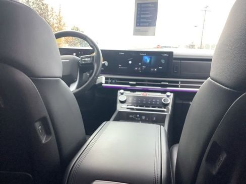 Certified 2024 Hyundai Santa Fe Limited image 28