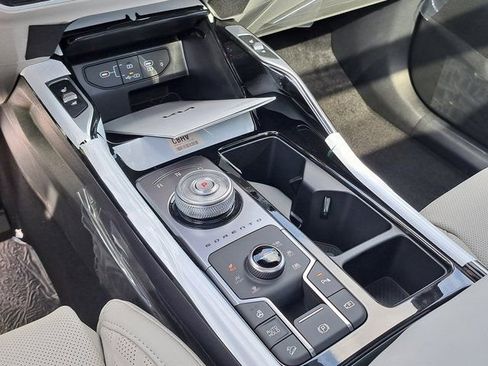 New 2026 Kia Sorento SX Prestige image 11