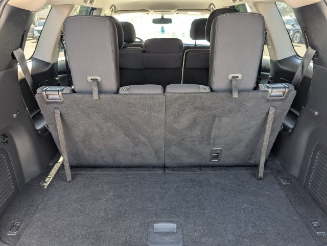 Used 2018 Nissan Pathfinder SV FWD image 14