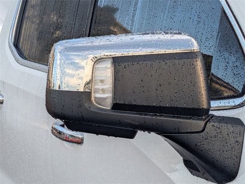 Used 2022 GMC Sierra 1500 SLT w/ SLT Premium Plus Package image 10