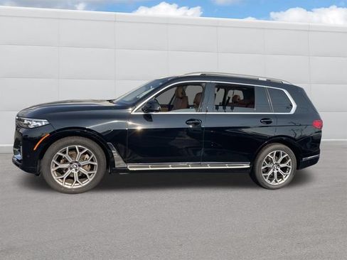 Used 2021 BMW X7 xDrive40i w/ Parking Assistance Package AWD/4WD image 2