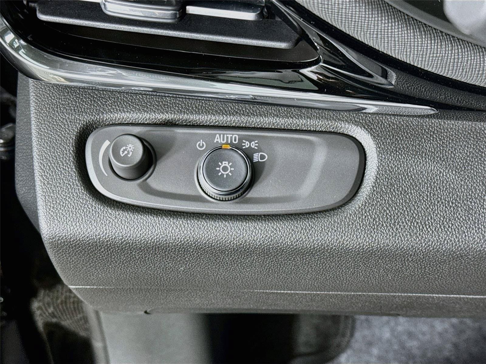 New 2026 Buick Envista Avenir FWD image 10