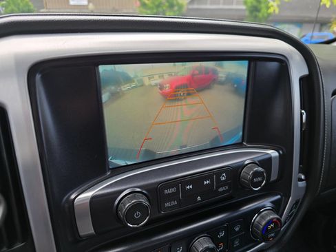 Used 2016 GMC Sierra 2500 SLT w/ Duramax Plus Package AWD/4WD image 41