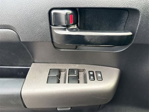 Used 2013 Toyota Tundra Grade image 15