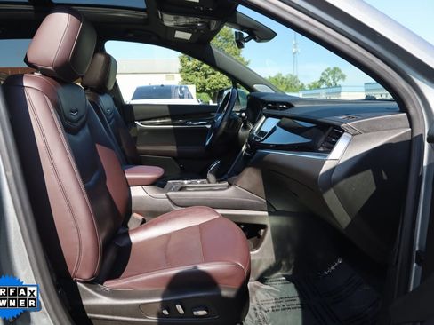 Used 2023 Cadillac XT6 Premium Luxury image 13