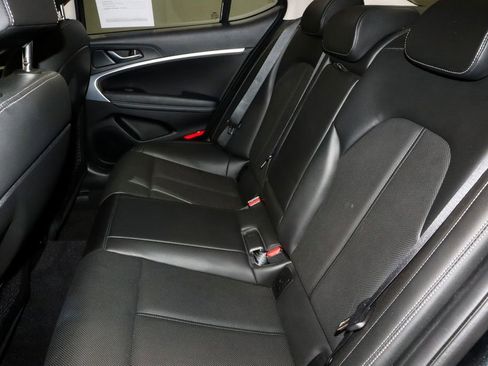 Used 2023 Genesis G70 2.0T AWD/4WD image 23