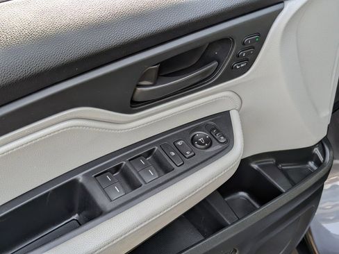 Used 2020 Honda Odyssey EX-L image 11