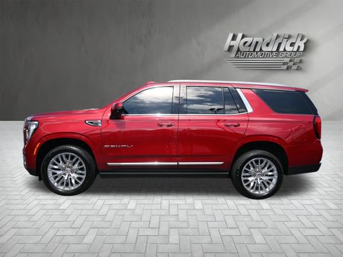 Used 2025 GMC Yukon Denali w/ Sun & Power Step Package AWD/4WD image 7